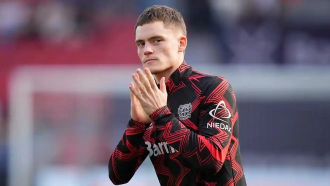 [图]布克三分绝杀古德温8记三分 太阳18分逆转雷霆